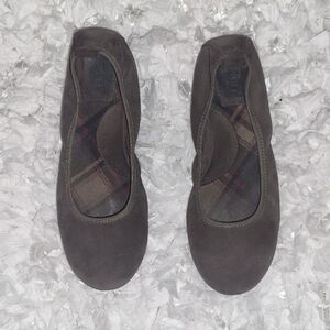 Born Tami Suede Flat 6.5